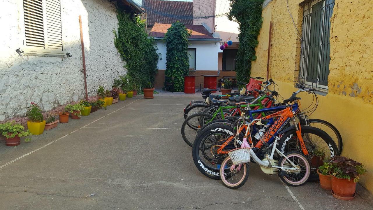Home Hostel ชโคเดอร์ ภายนอก รูปภาพ