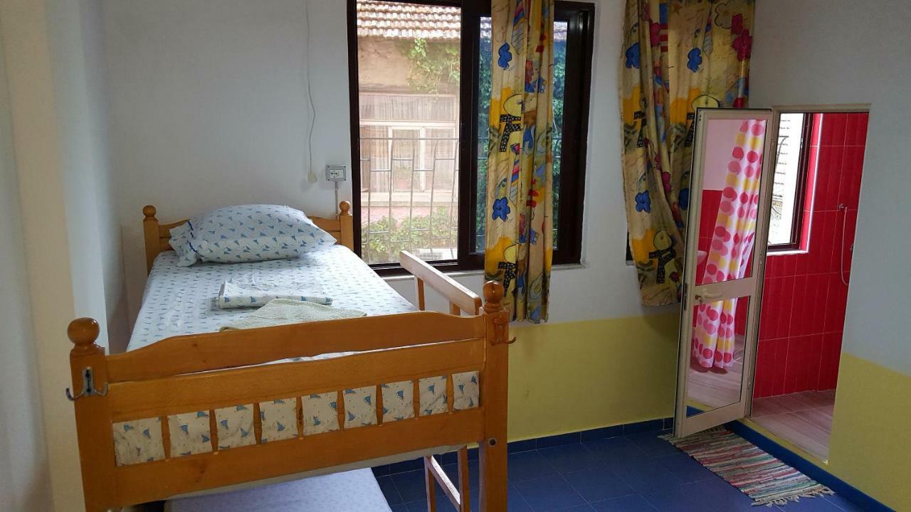 Home Hostel ชโคเดอร์ ภายนอก รูปภาพ