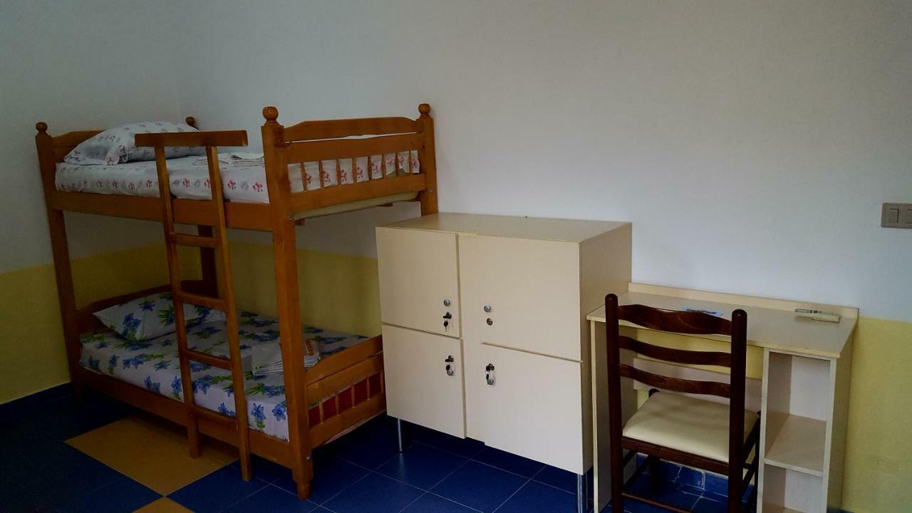 Home Hostel ชโคเดอร์ ภายนอก รูปภาพ