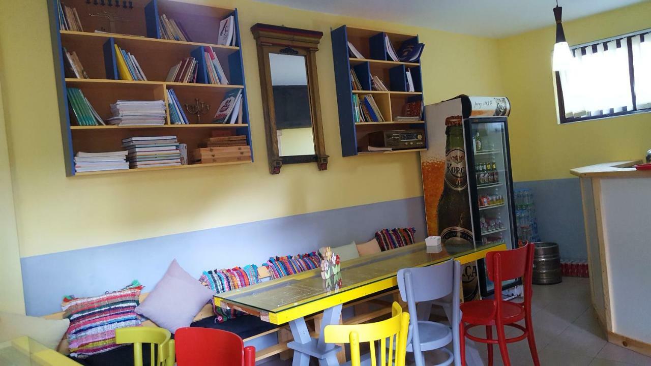 Home Hostel ชโคเดอร์ ภายนอก รูปภาพ