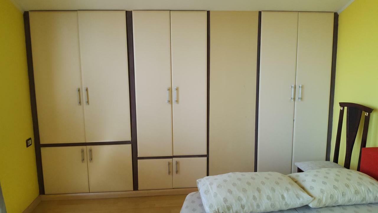 Home Hostel ชโคเดอร์ ภายนอก รูปภาพ